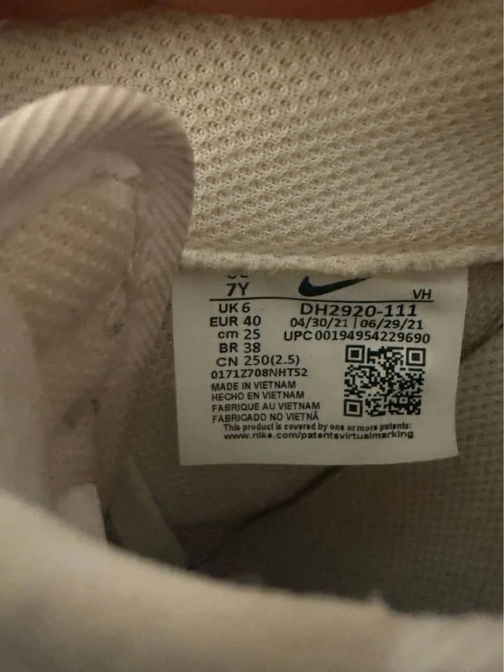 White Air Force size 7Y - photo 2