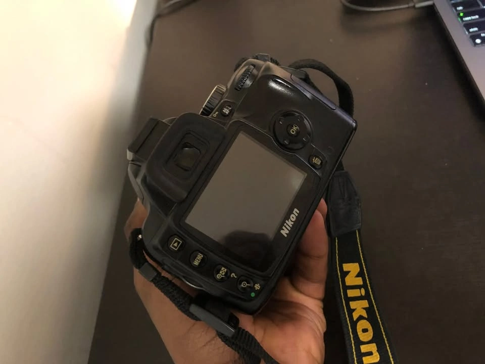Nikon D60 with AF-S 55-200mm lens - photo 2