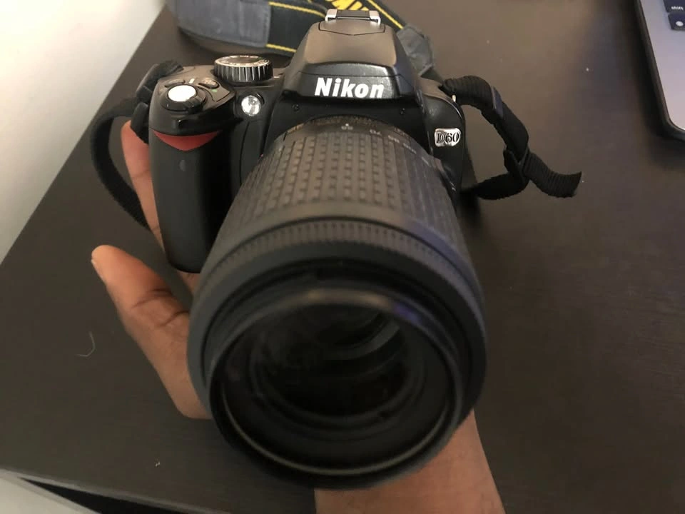 Nikon D60 with AF-S 55-200mm lens - photo 3