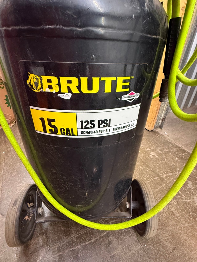 Brute Power 15-gallon air compressor kit