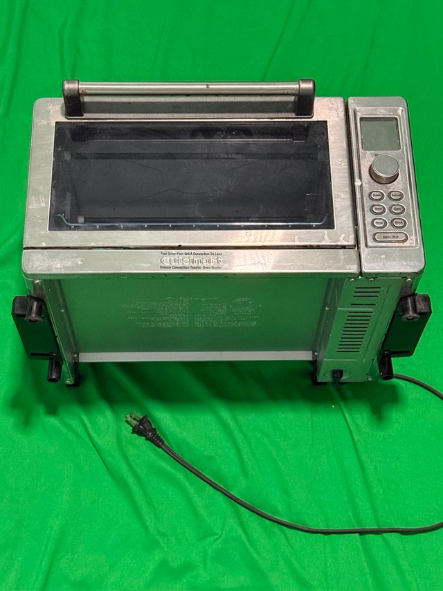 Cuisinart Deluxe Convection Toaster Oven Broiler - photo 2