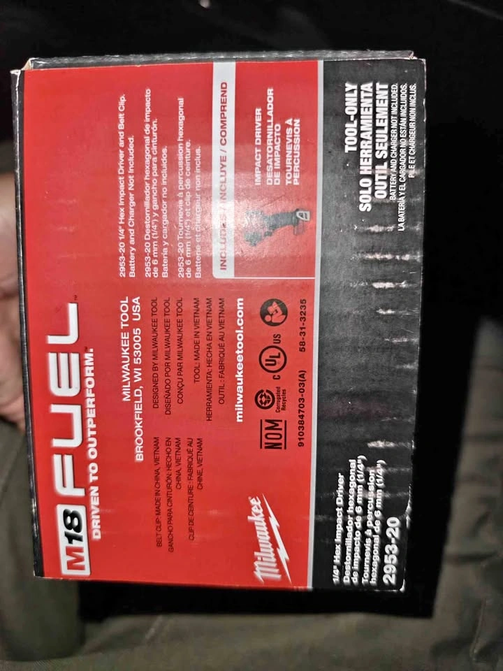 Milwaukee M18 Hex impact driver