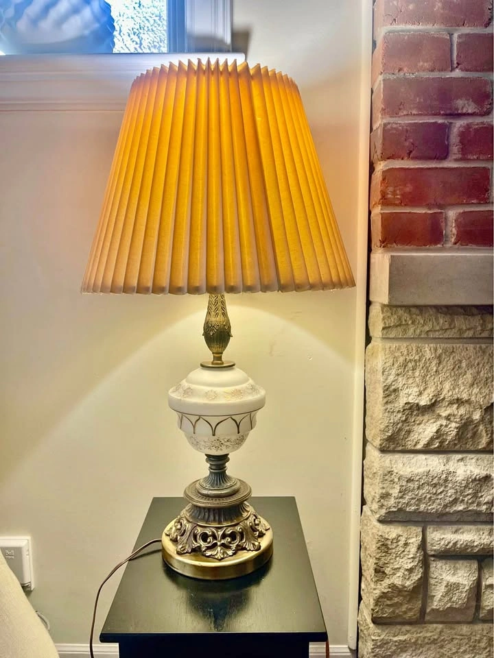 Vintage French Opaline Lamp w/ Gold Filigree & brass metal Base