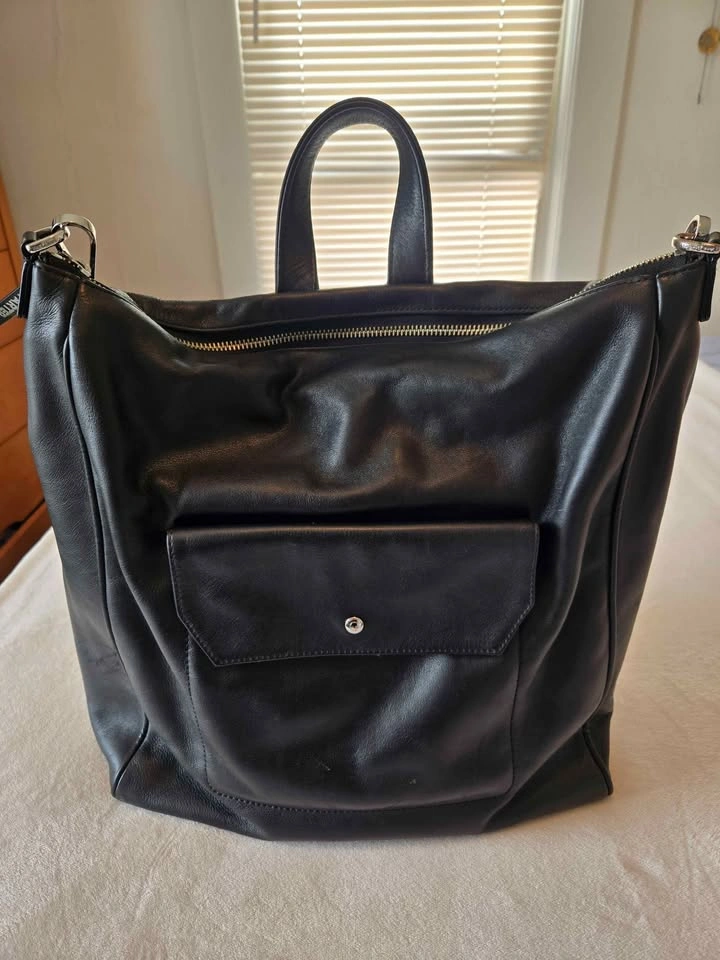 Vera Bradley Girls Starter Bag/Tote. GENUINE Black leather. - photo 3