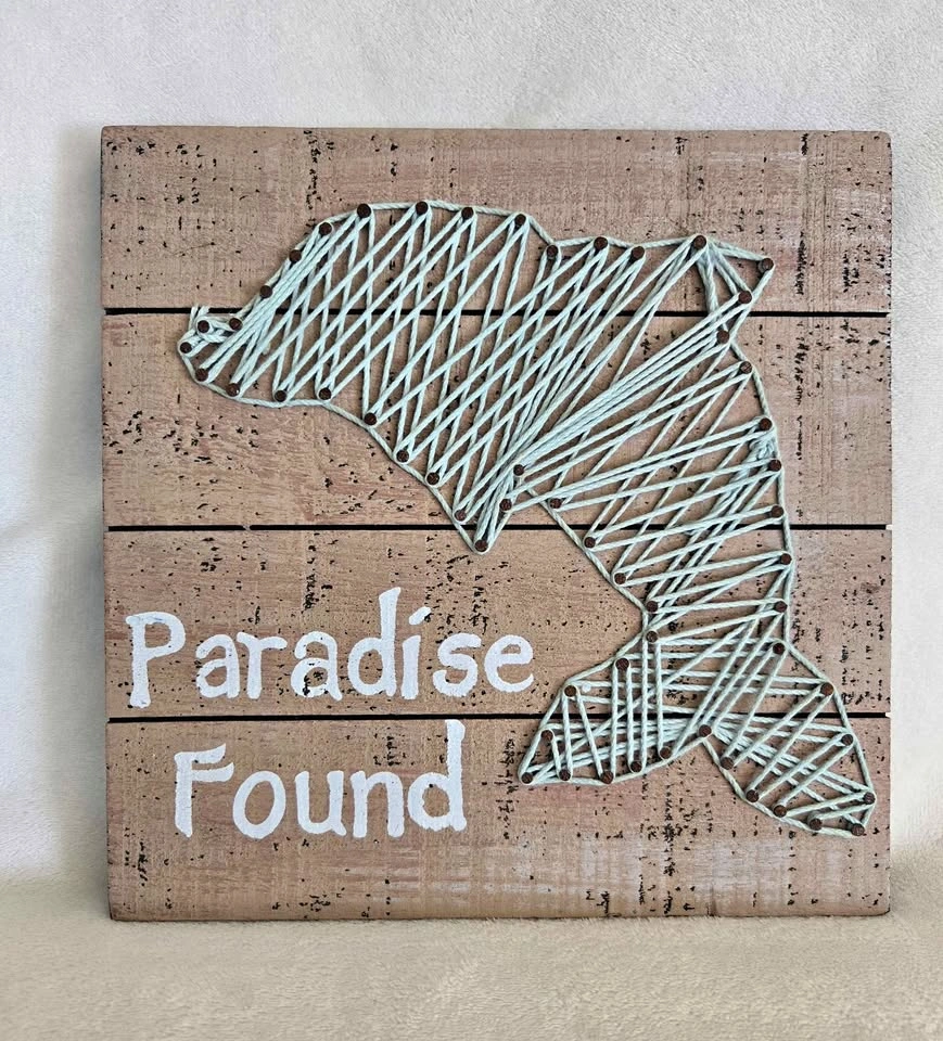 String Art Dolphin Plaque on Wood. 8x8. Great condition!