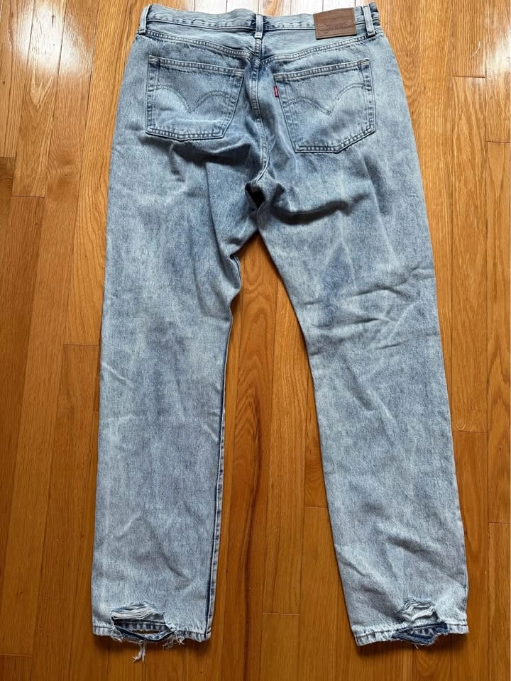 Levi's 501 Distressed Jeans - photo 2