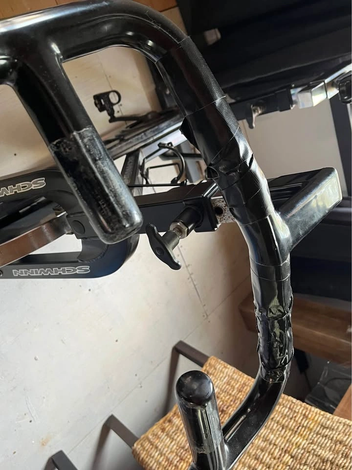 Schwinn iC Pro spin bike - photo 4