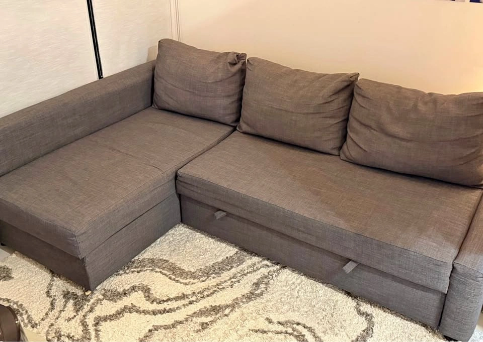 IKEA FRIHETEN pullout couch