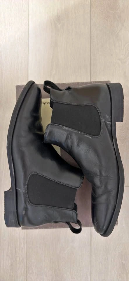 Leather Chelsea boots size 10.5
