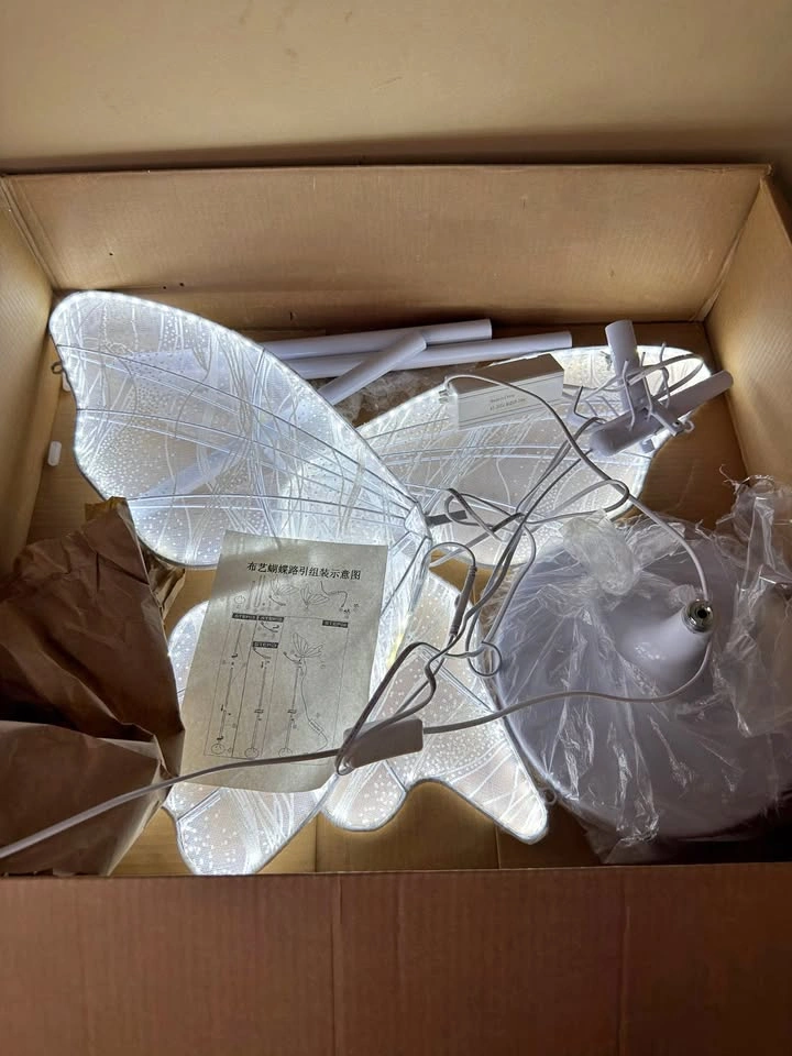 ZYHYZLF Wedding Butterfly Floor Lamp Decoration