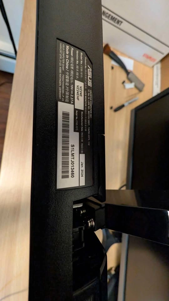 ASUS VA24EHF 24" Gaming Monitor – Great Working Condition - photo 3