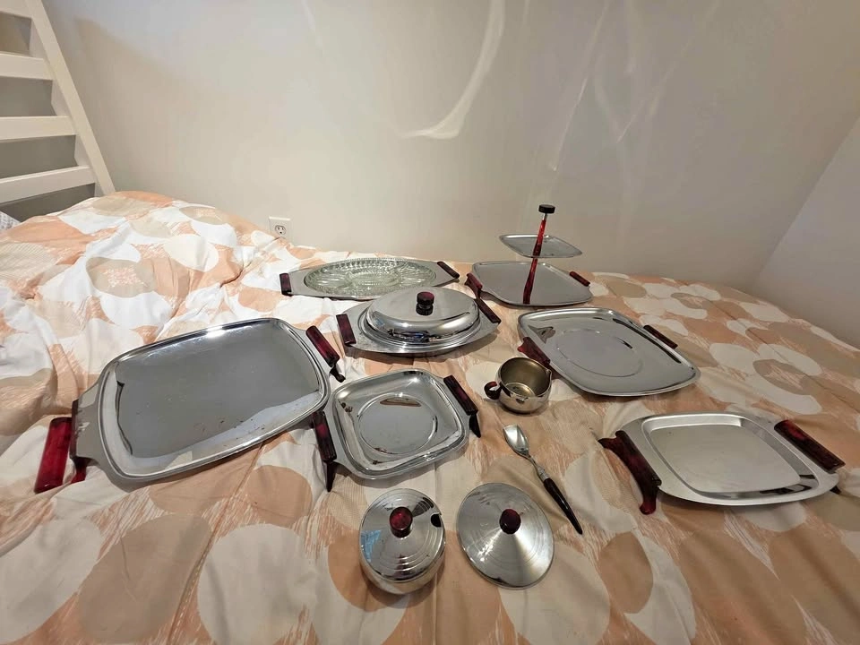 Vintage Glo-Hill Gourmates Serving Set