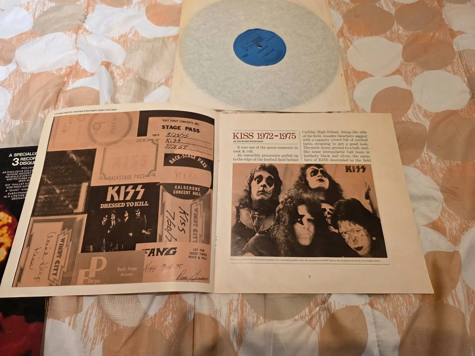 KISS Originals 3-LP Box Set with 16-Page Booklet – Vintage Colle - photo 4