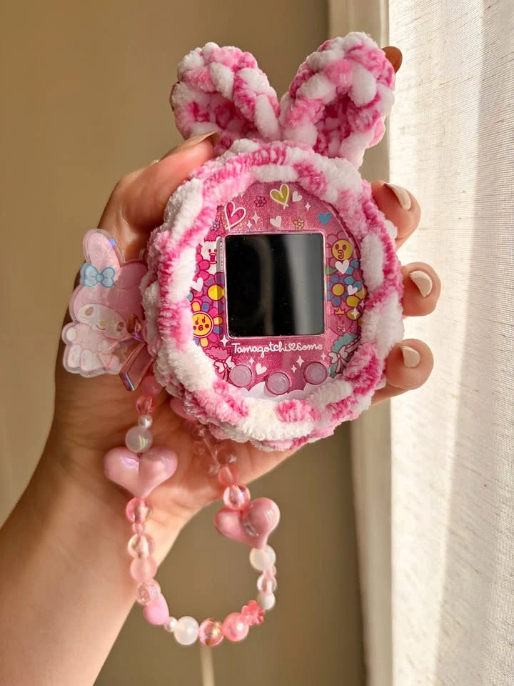Tamagotchi Some Pink (Korean Version)