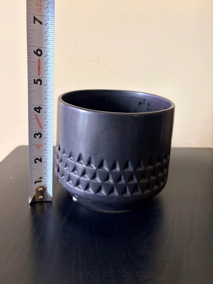 4.5“ Black Ceramic Planter Pot - photo 4
