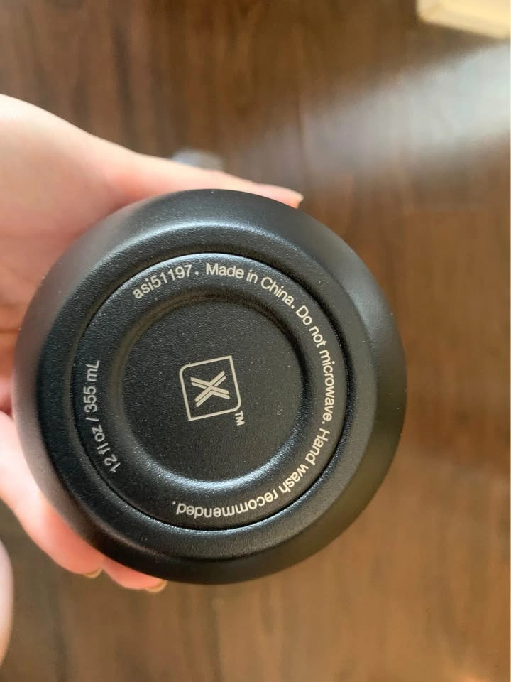 Netflix Stainless Steel Bottle + Tumbler Set - photo 3