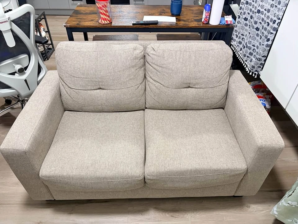 Erin Loveseat - Structube
