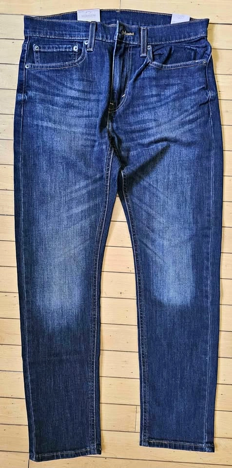 NWT Levi's 512 Slim Taper Jeans (Unisex) - Dark Wash W32 L30