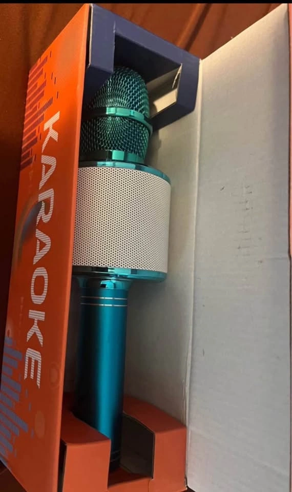 Wireless Bluetooth Karaoke Microphone - photo 3