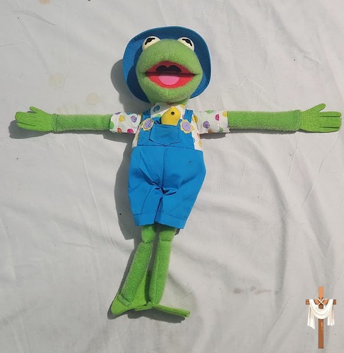 Vintage 1993 Jim Henson Muppets Kermit The Frog Plush
