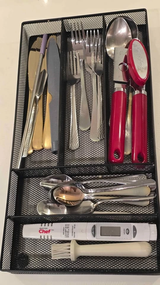 JANE EYRE Expandable Silverware Drawer Organizer and Madesmart K - photo 4