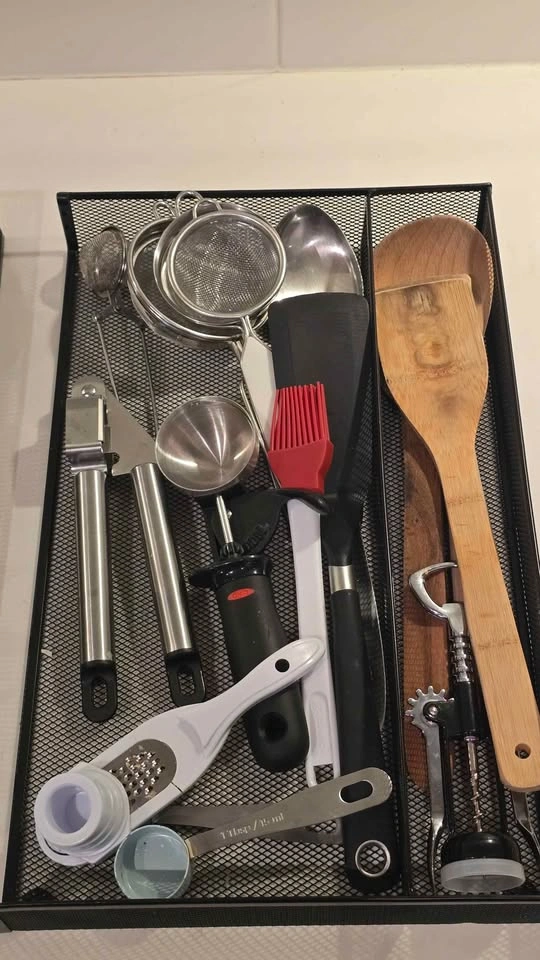 JANE EYRE Expandable Silverware Drawer Organizer and Madesmart K - photo 5