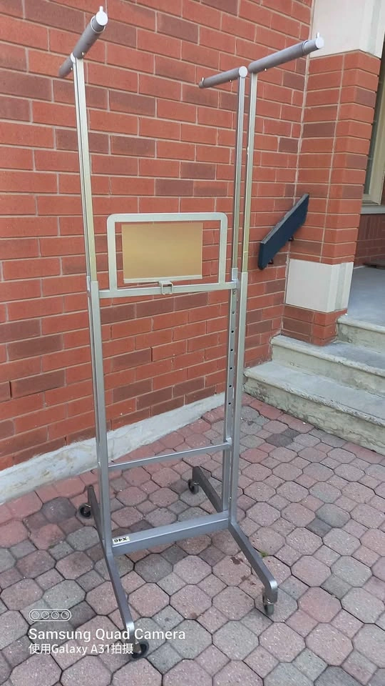 Commercial garment racks - silver grey - 4 available - photo 3