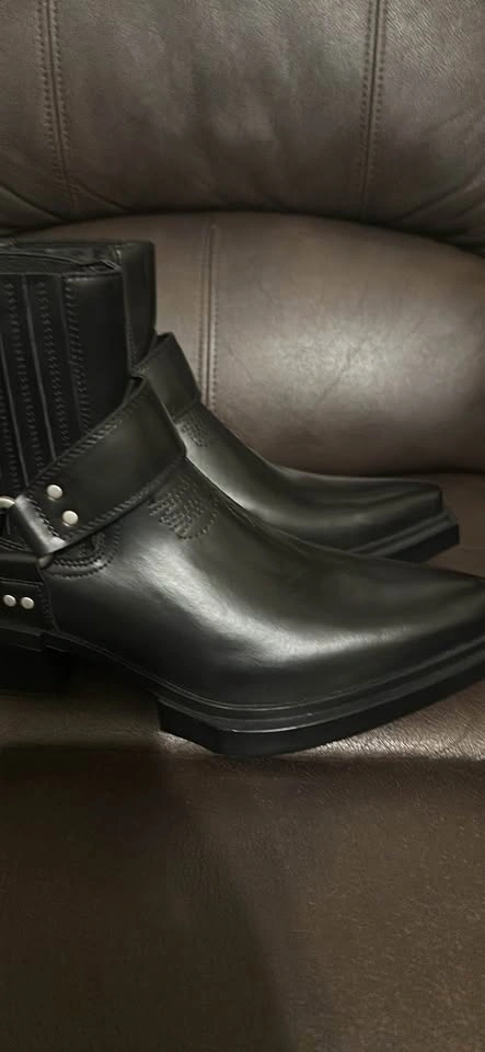Beautiful black leather harness dress boots, size 9 - photo 2