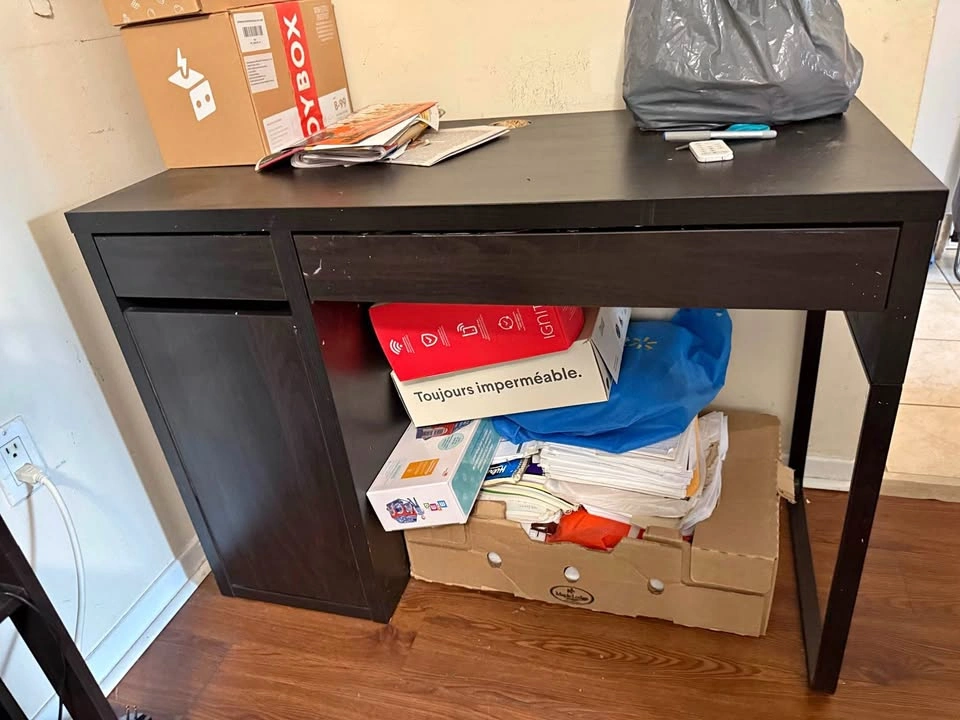 Small study table IKEA