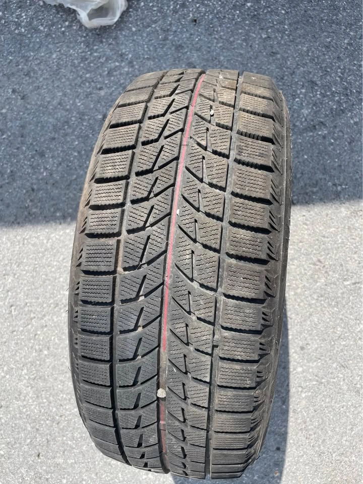 4 Bridgestone Blizzak Winter Tires 195/55R15 85R - photo 4