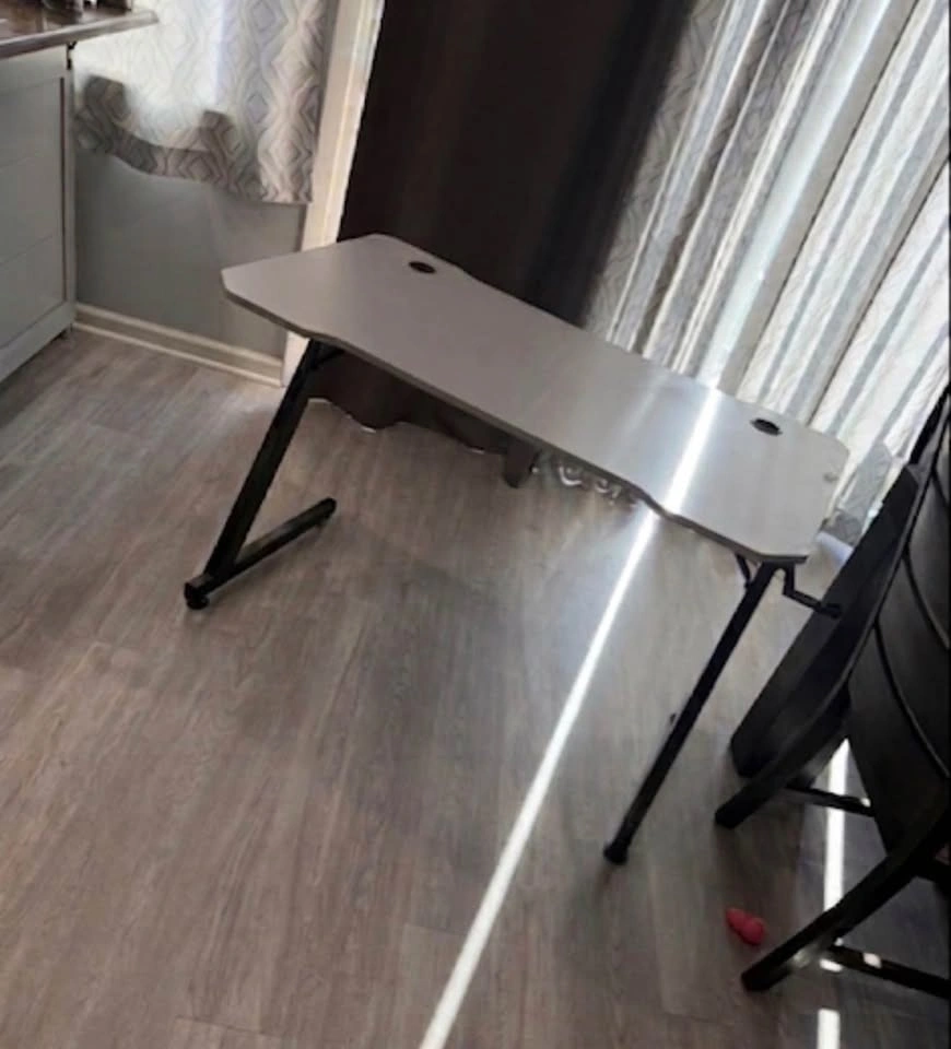 Gaming Computer Desk with Carbon Fiber Surface - photo 2