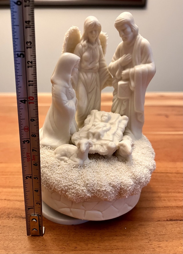 Nativity music box - photo 3
