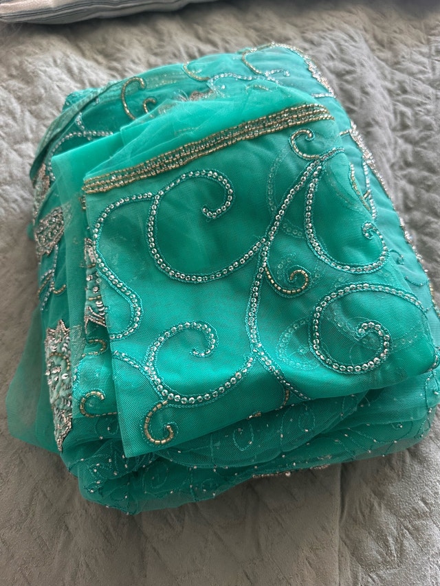 Embroidered Teal Saree - photo 2