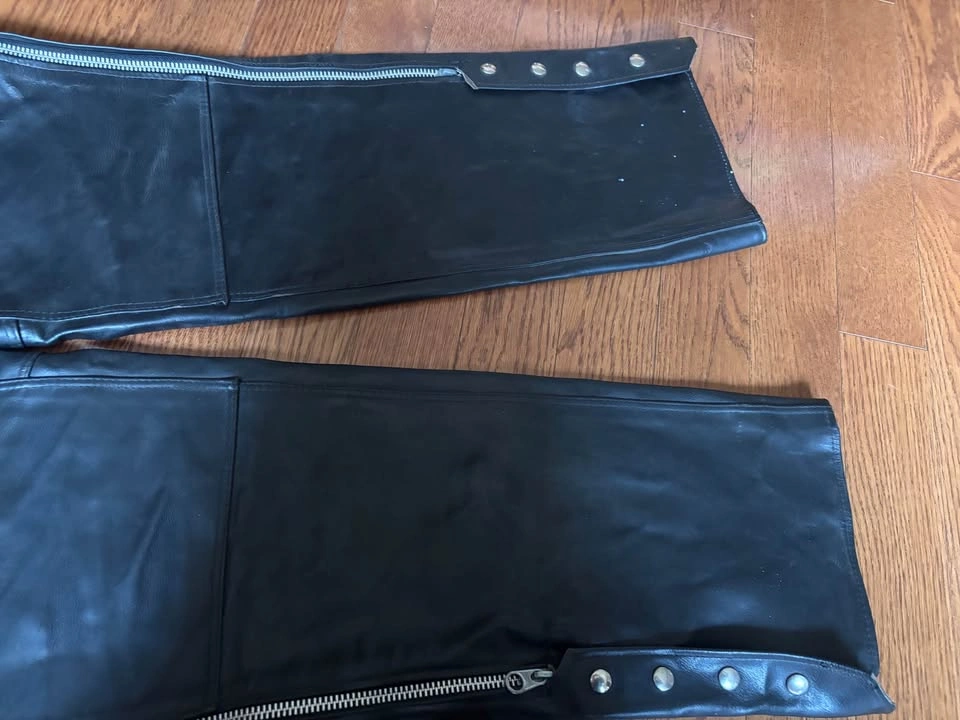 Vintage Gilbert Crocker Black Leather Motorcycle Chaps XL - photo 5