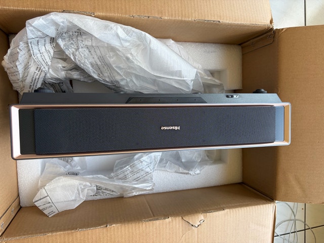 Hisense PT1 Projector Laser Cinema - photo 2
