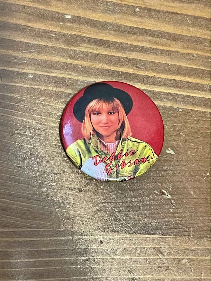Debbie Gibson pin - retro vintage find - late 80’s