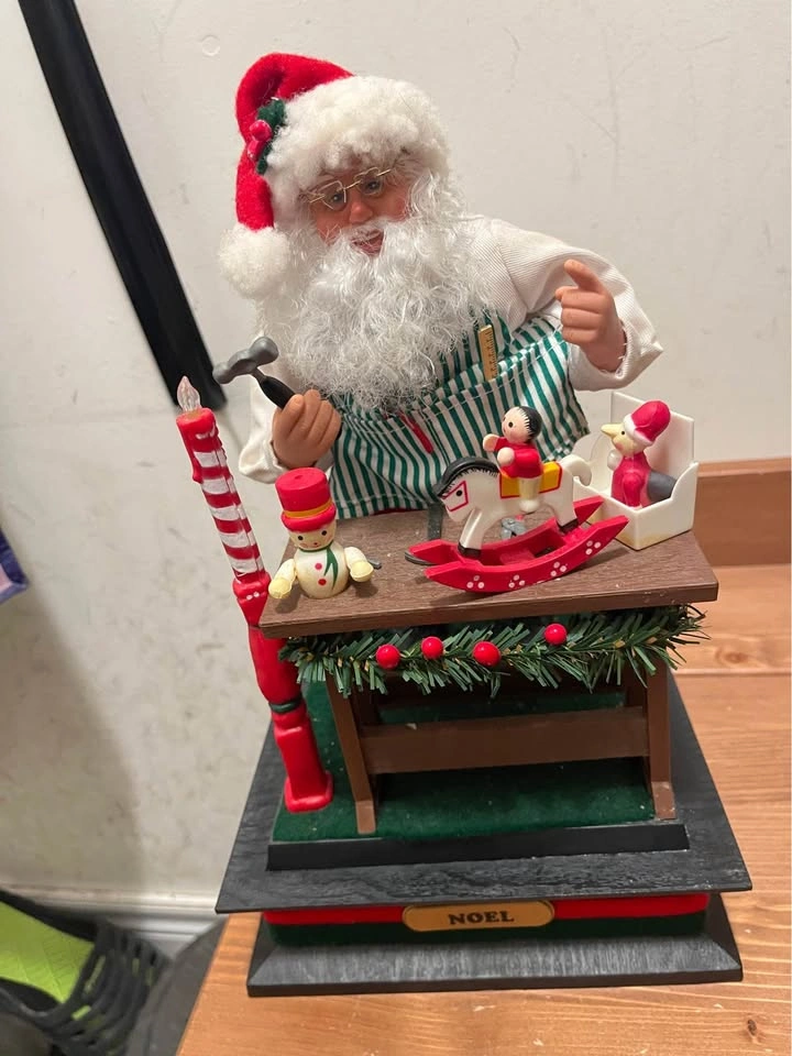 Christmas Santa and Mrs. Claus Holiday Scene - photo 3