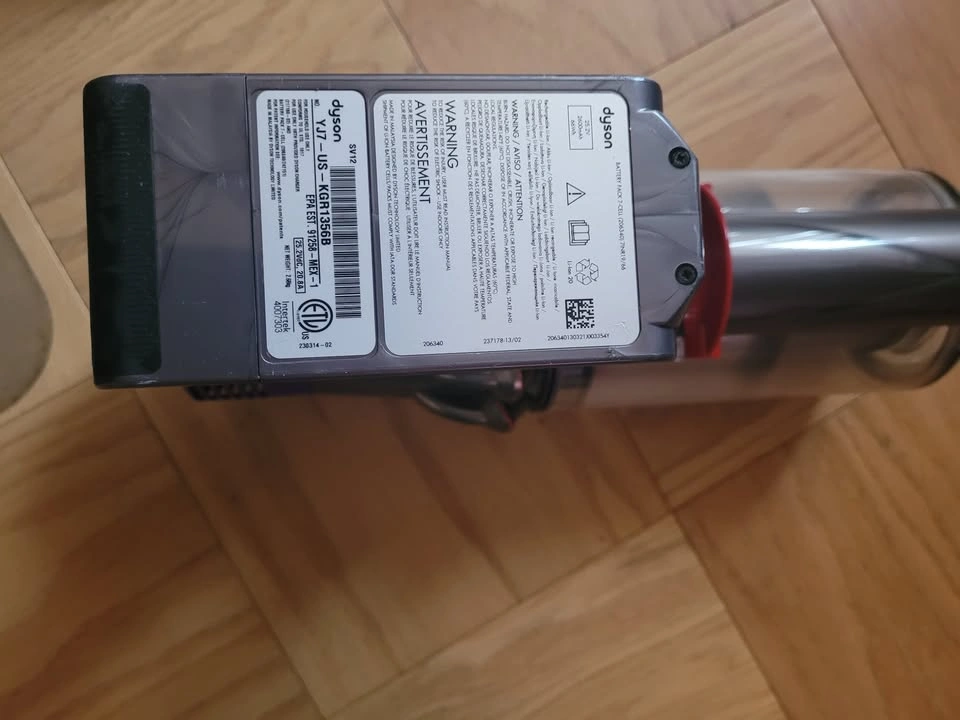Dyson sv12 v10 vacuum Parts Untested - photo 3