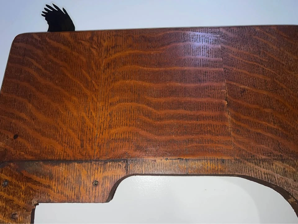 Vintage 1915 Singer Tiger Oak Wood Pieces - Salvage Project Lot - photo 2