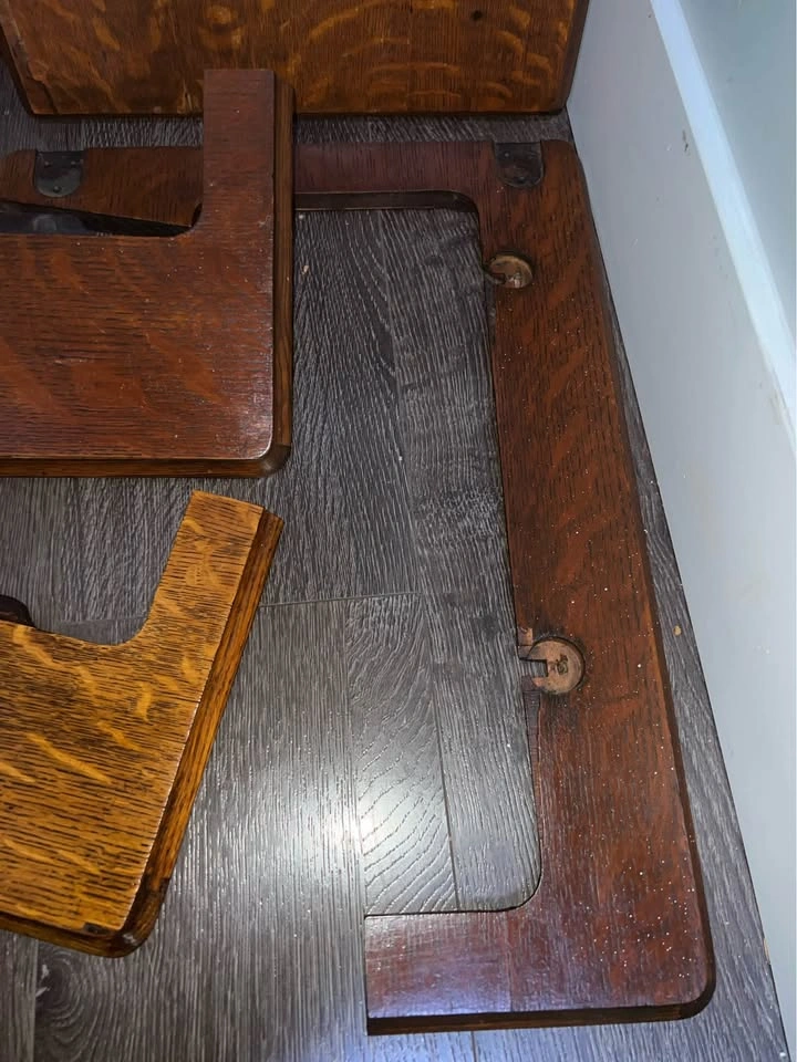Vintage 1915 Singer Tiger Oak Wood Pieces - Salvage Project Lot - photo 3