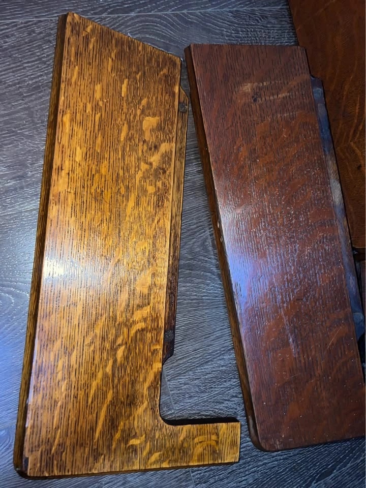 Vintage 1915 Singer Tiger Oak Wood Pieces - Salvage Project Lot - photo 4
