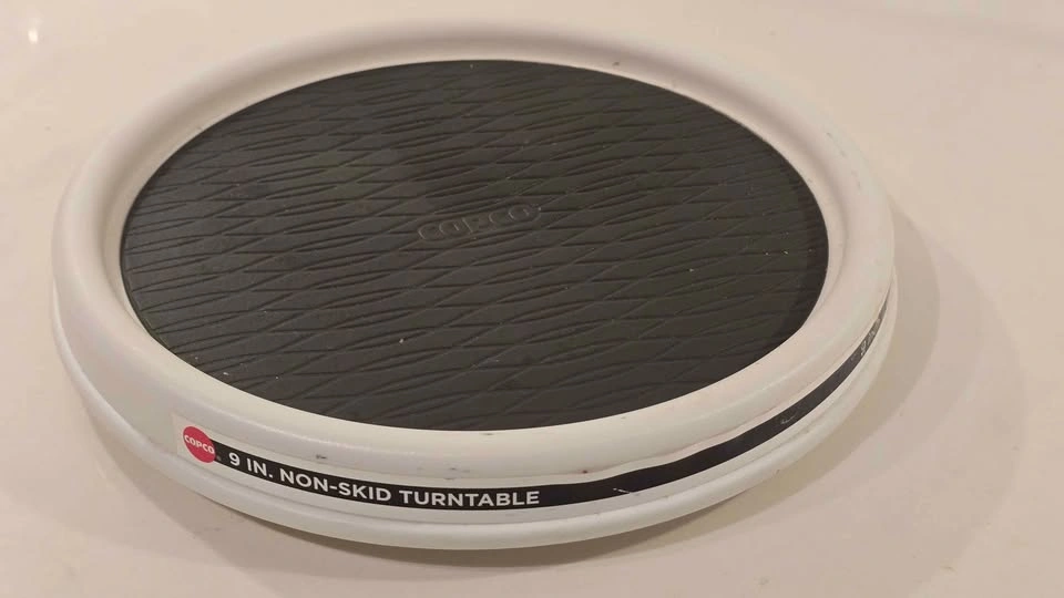 Copco 9-inch Non-Skid Turntable and Cabinet Shelves Set - photo 2