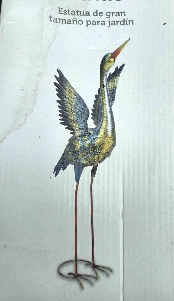 outdoor garden crane statue