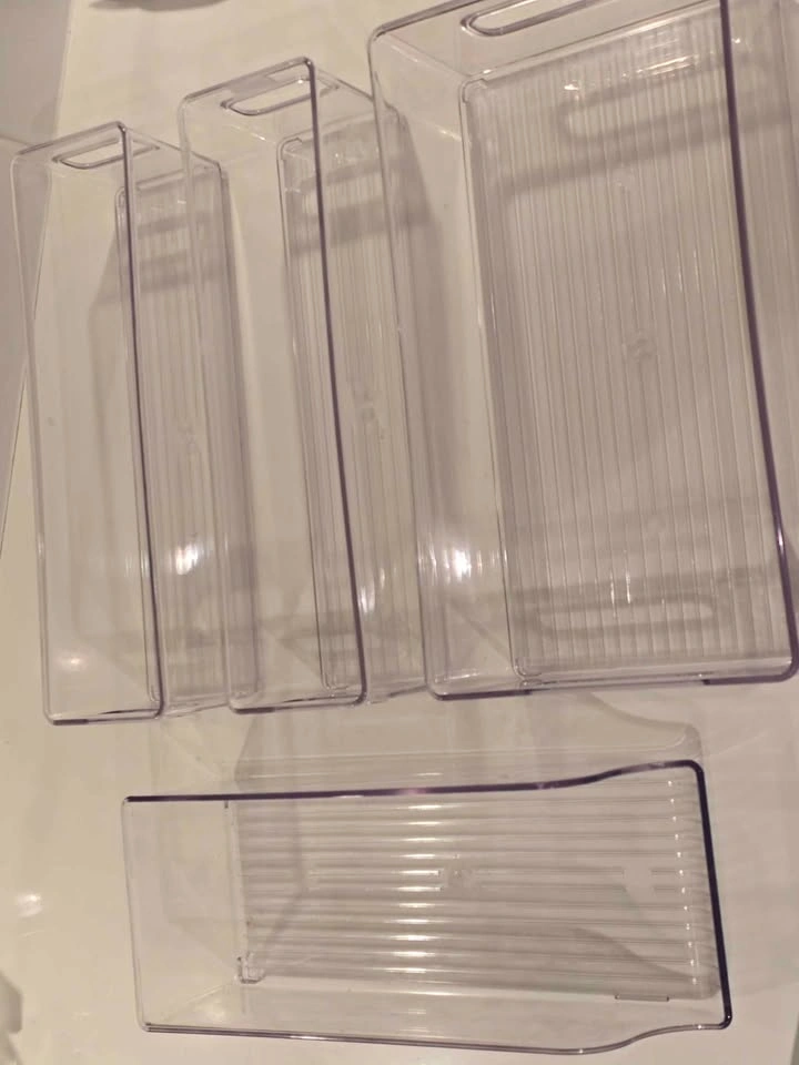 Set of 4 Clear Plastic Pantry and Fridge Organizer Bins - photo 2