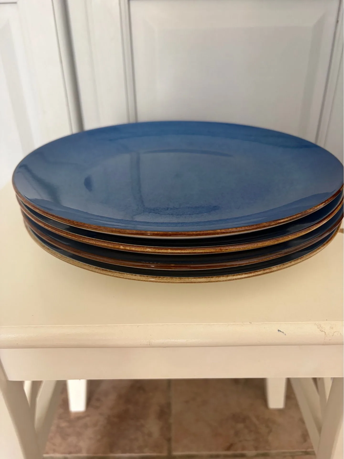 Dinner plates x 4