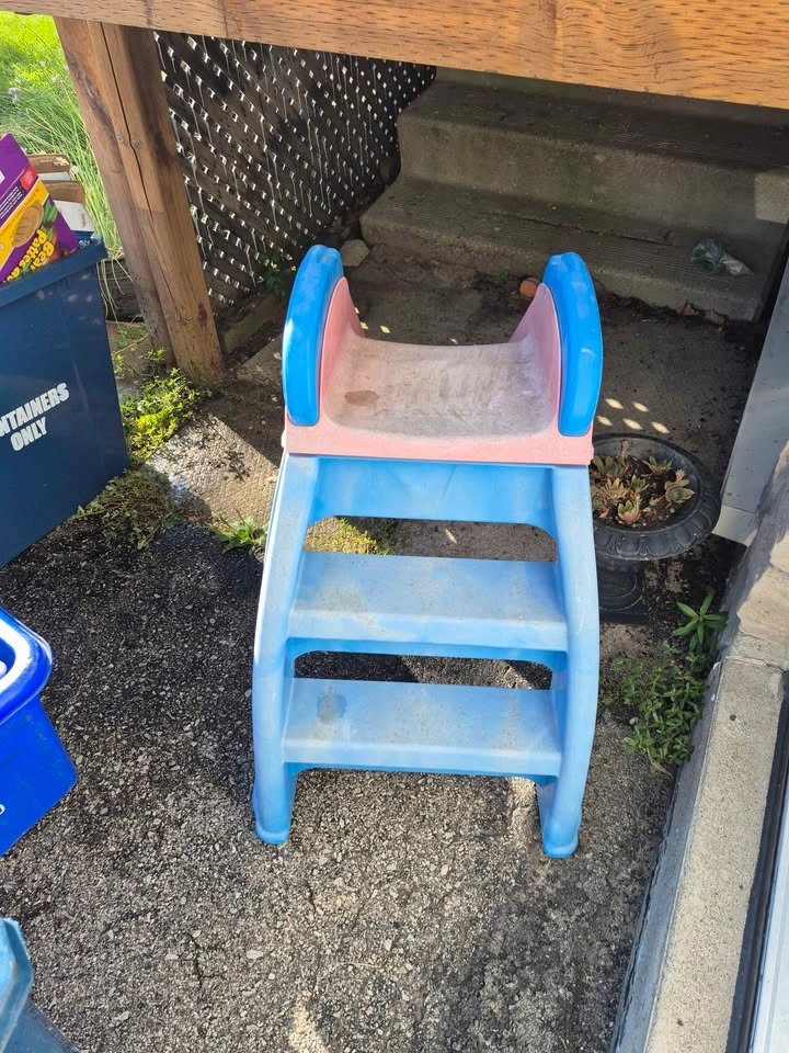 Table, Basketball Net, and Slide - photo 3