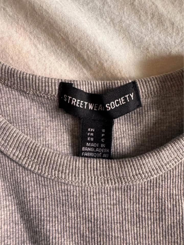 Grey cropped tank top - photo 3
