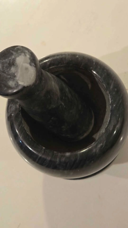 Black Marble Mortar and Pestle Set - photo 3