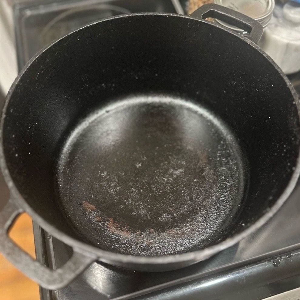 Cast Iron Dutch Oven - photo 2