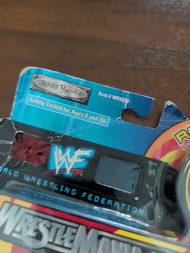 Vintage 2000 WWF Jeff Hardy Action Figure - photo 3